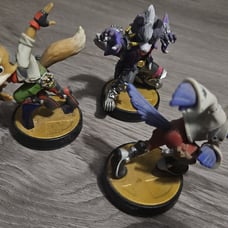 Starfox trio amiibos