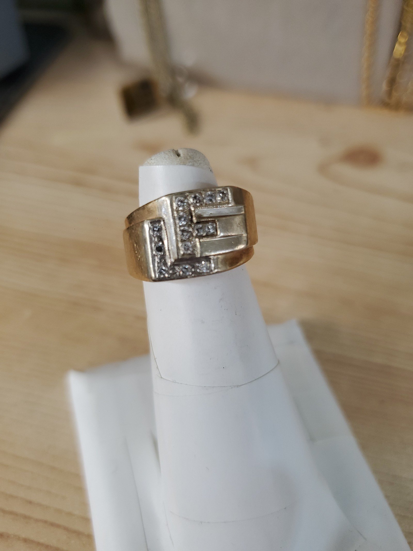 Vintage Diamond 1/3carat total, Ring, 14kt, 9g