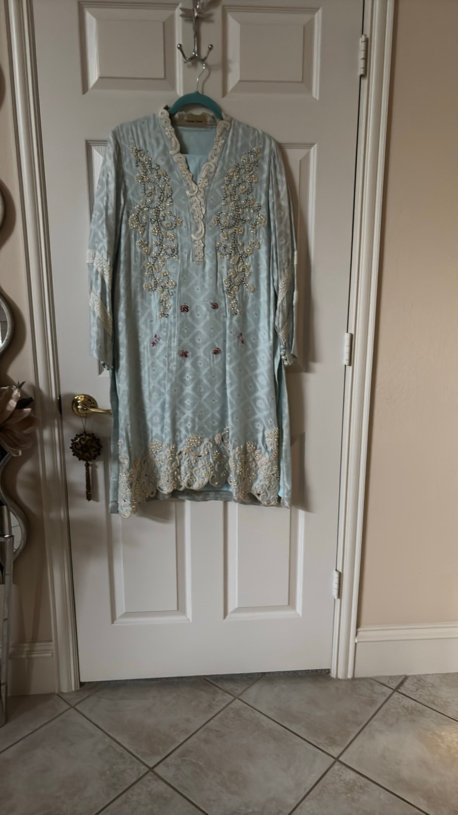 Pakistani desi outfit