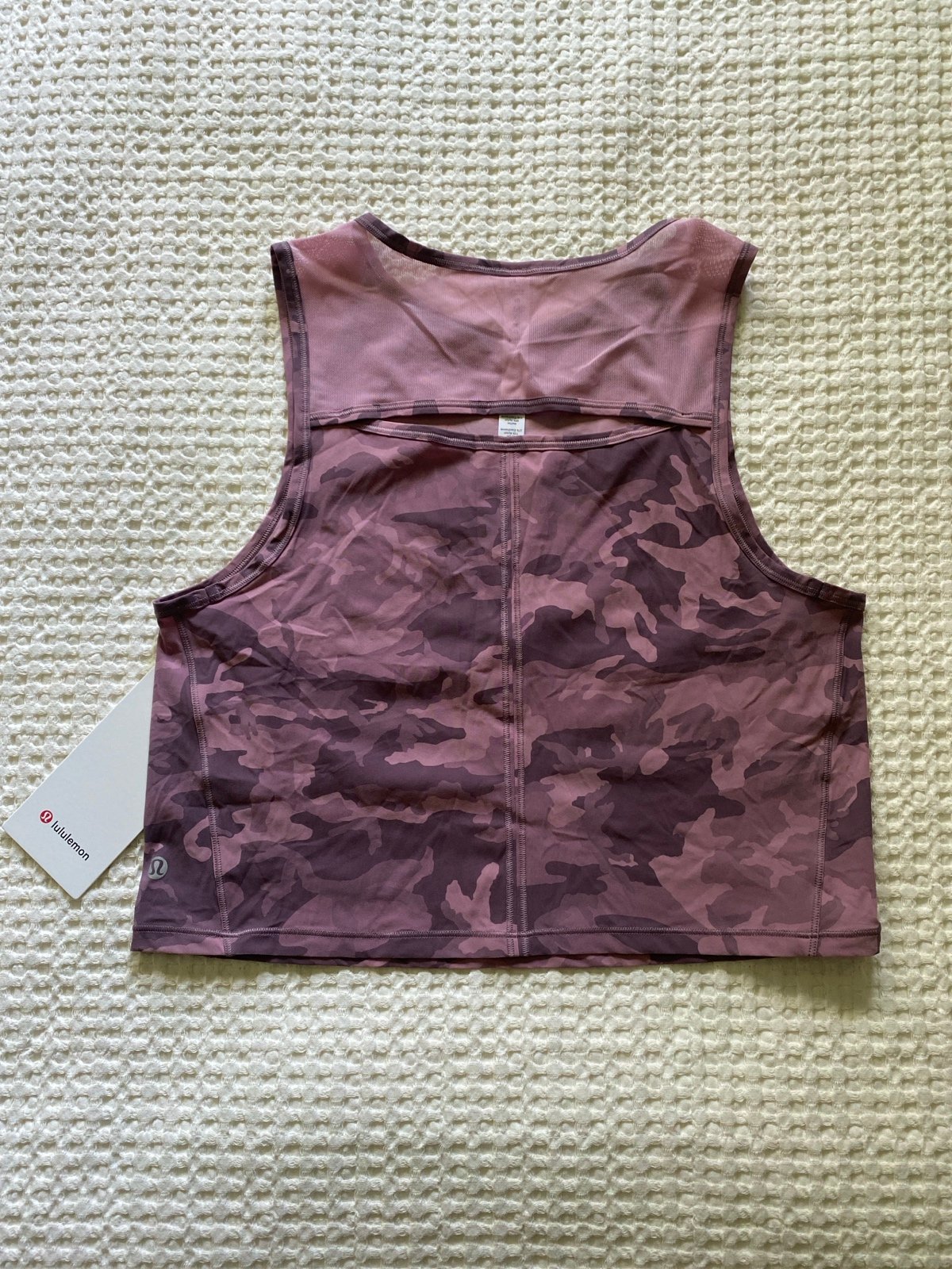 Lululemon tank