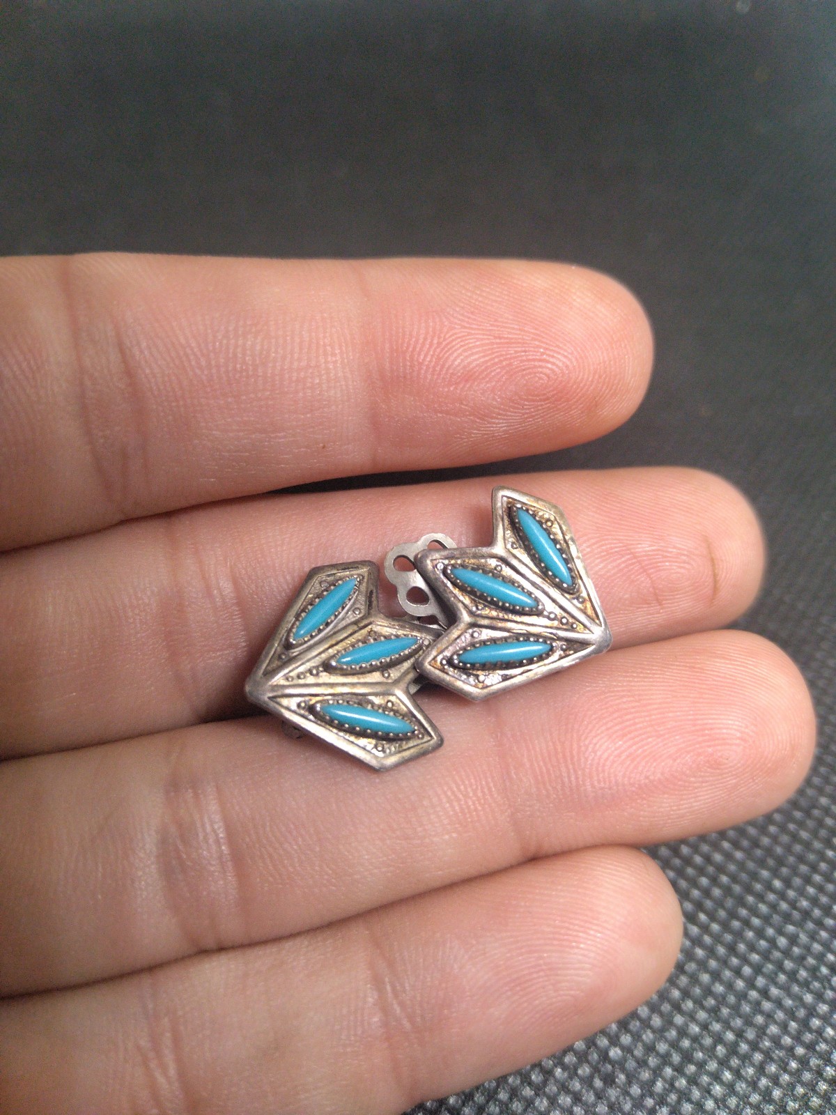 Vintage Sterling silver native American style petit point turquoise gemstone