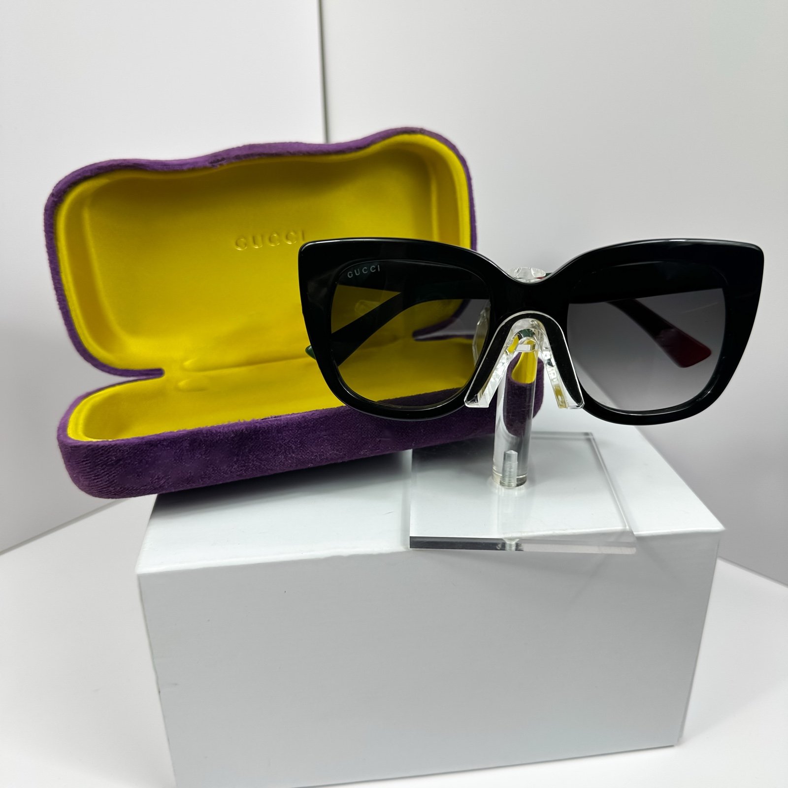 Gucci Logo Plaque Cat 2 Sunglasses