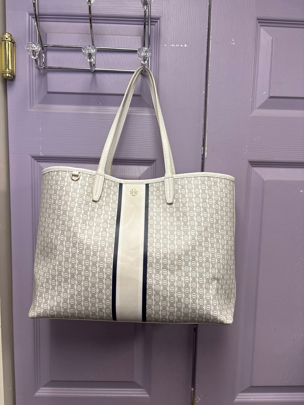 Stunning Tory Burch Purse