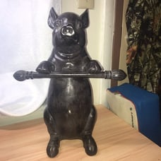 Pig holding sign farmhouse style decor