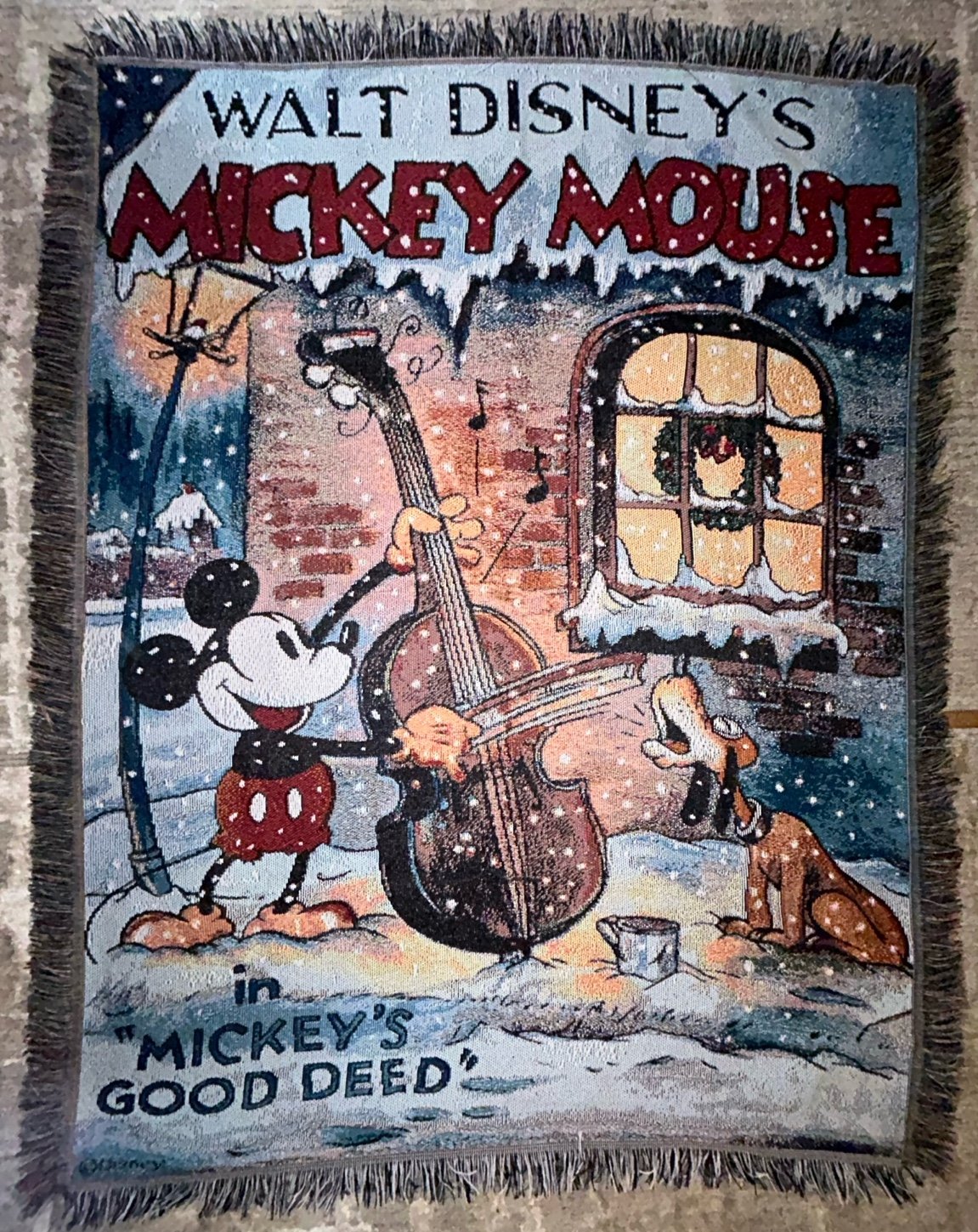 Disney Mickey Mouse Good Deed Christmas Scene Tapestry Throw Blanket 48 x60