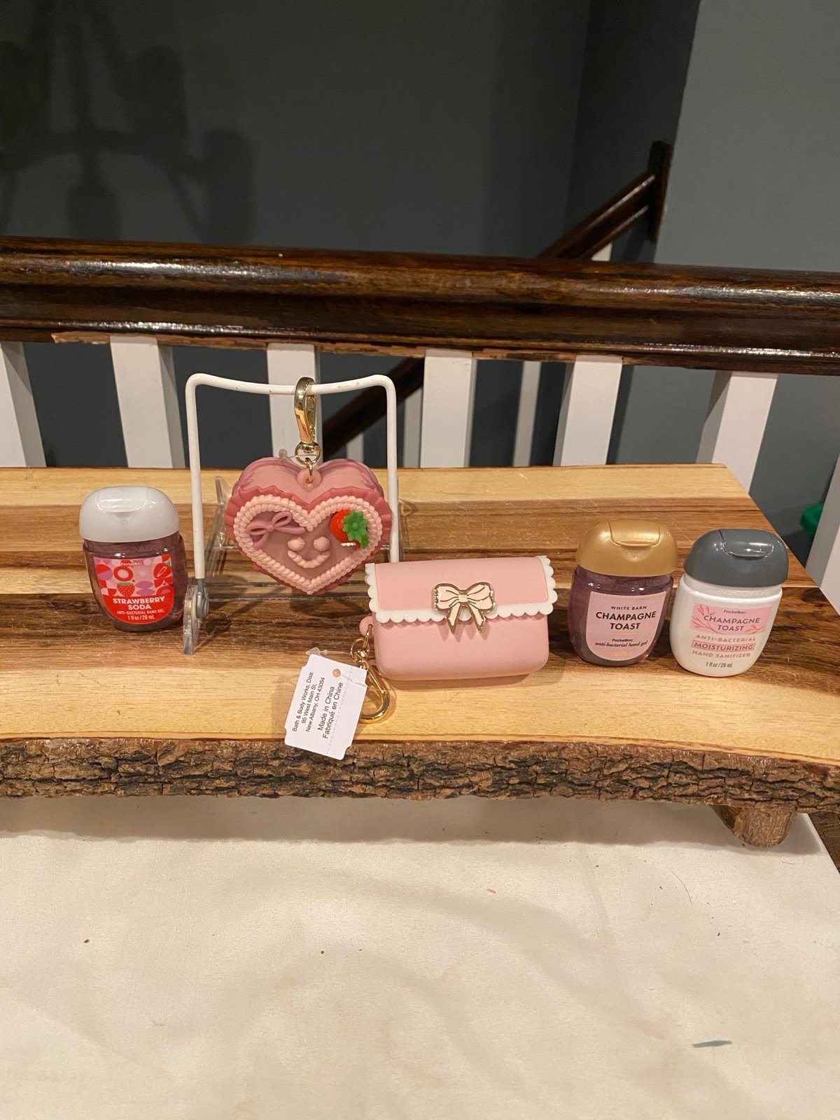 Bath and Body Works pink bow and heart with strawberry pocketbac holders & 3