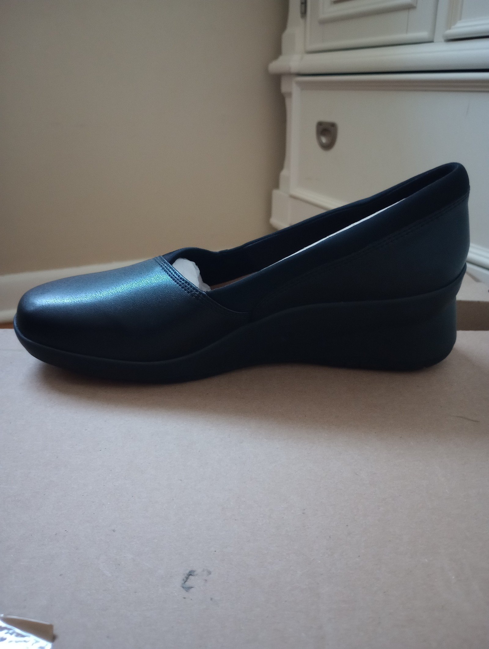 Clarks Collection Suttyn Walk Black leather Women's shoes