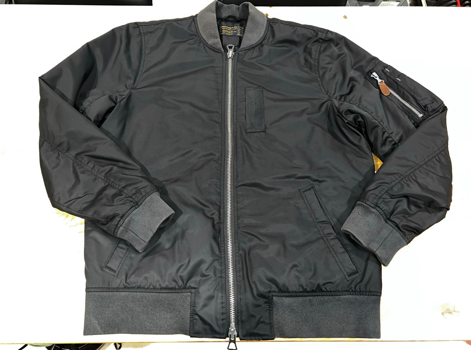 Abercrombie and Fitch 14-A-1892-2 Men Large Black Military Bomber Jacket