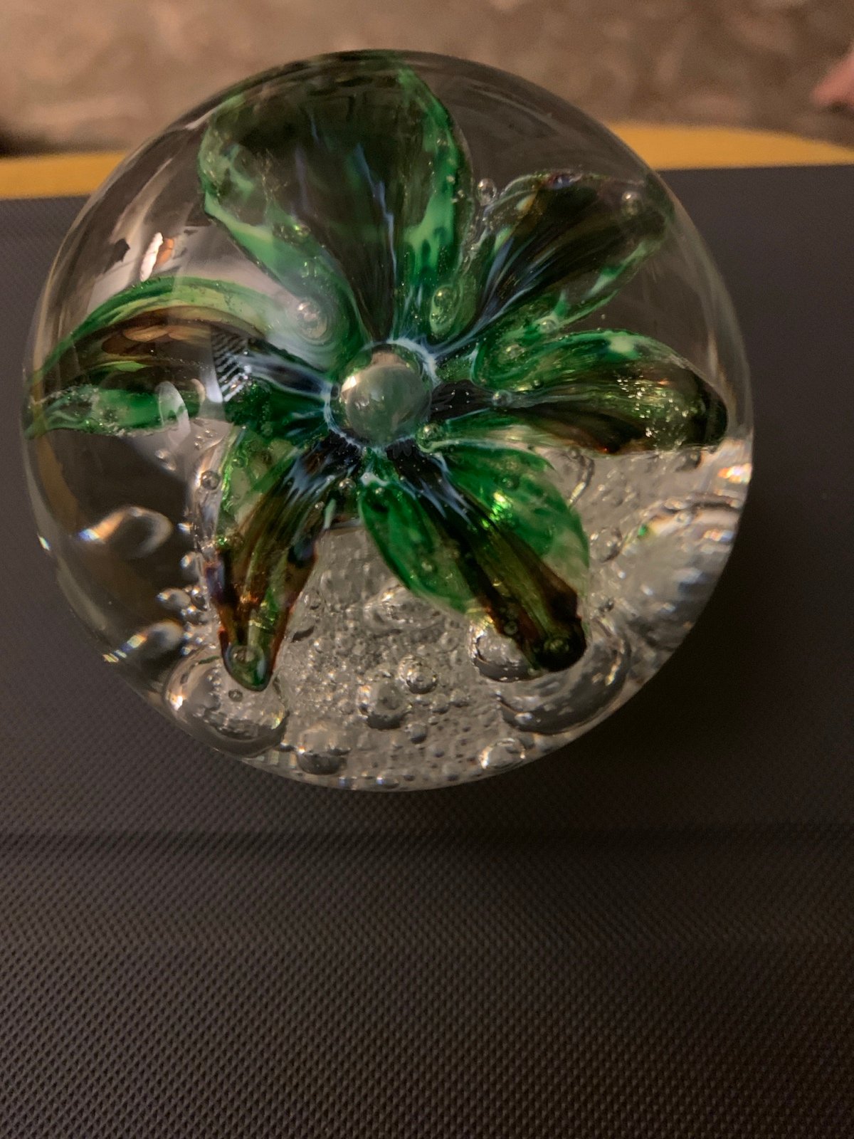 Vintage Murano Lilly paperweight