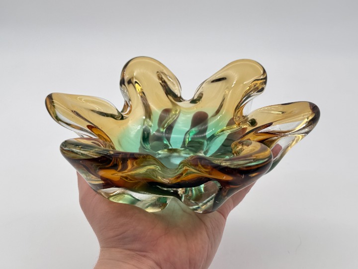 Sanyu Freeform Organic Sommerso Japanese Art Glass Bowl Ashtray Green Amber