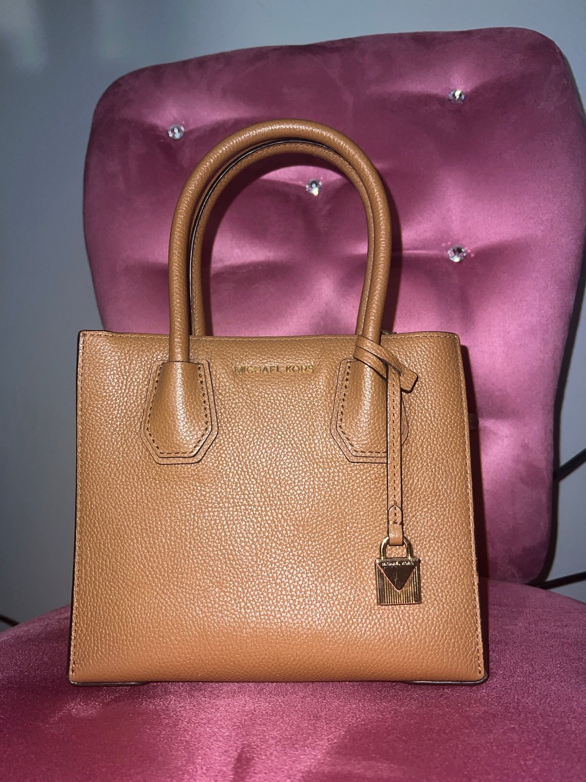 Michael kors cross body