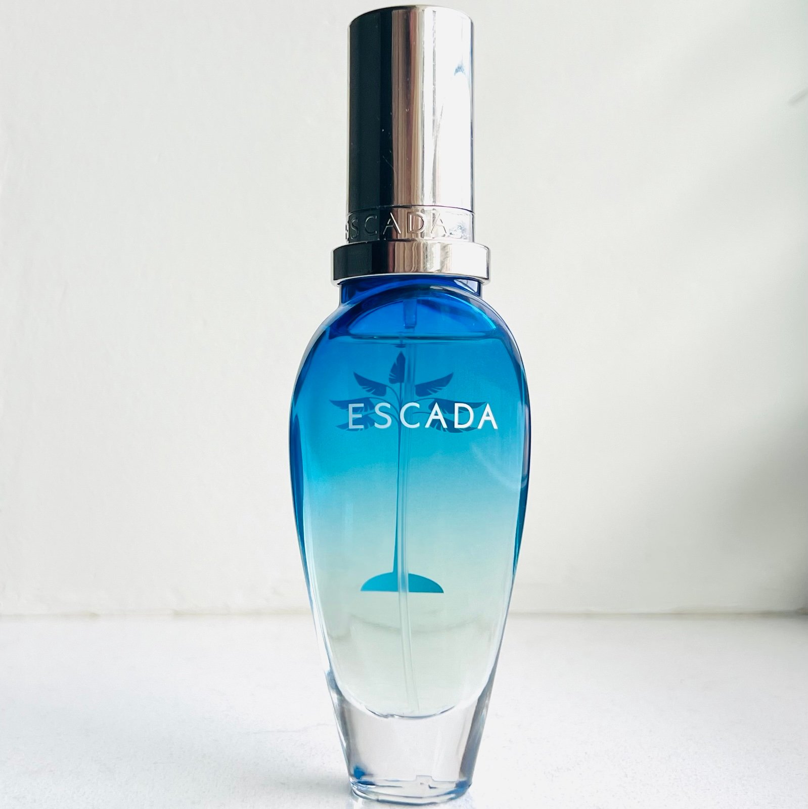 Escada Island Kiss Perfume