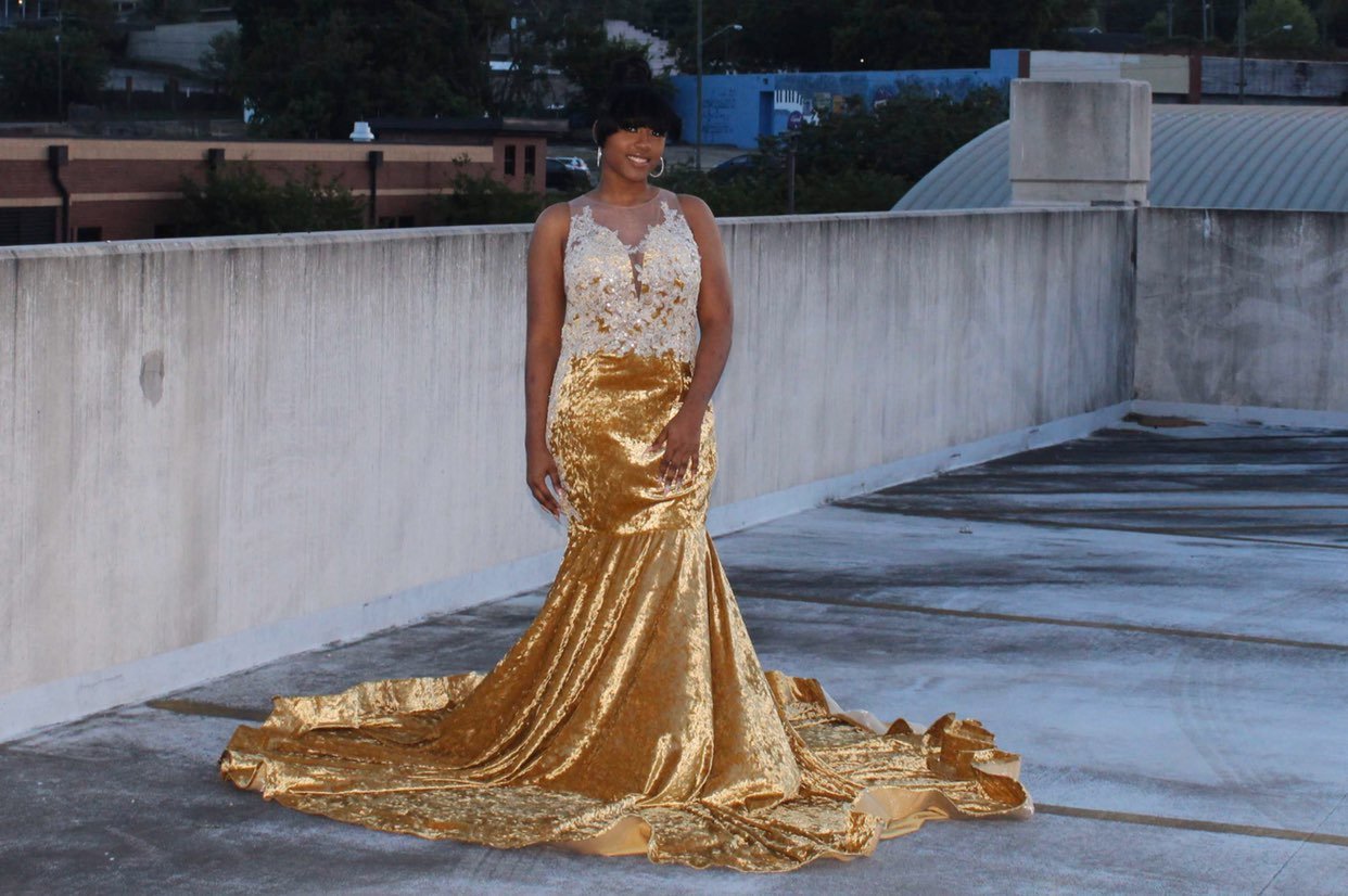 GOLD PROM DRESS!