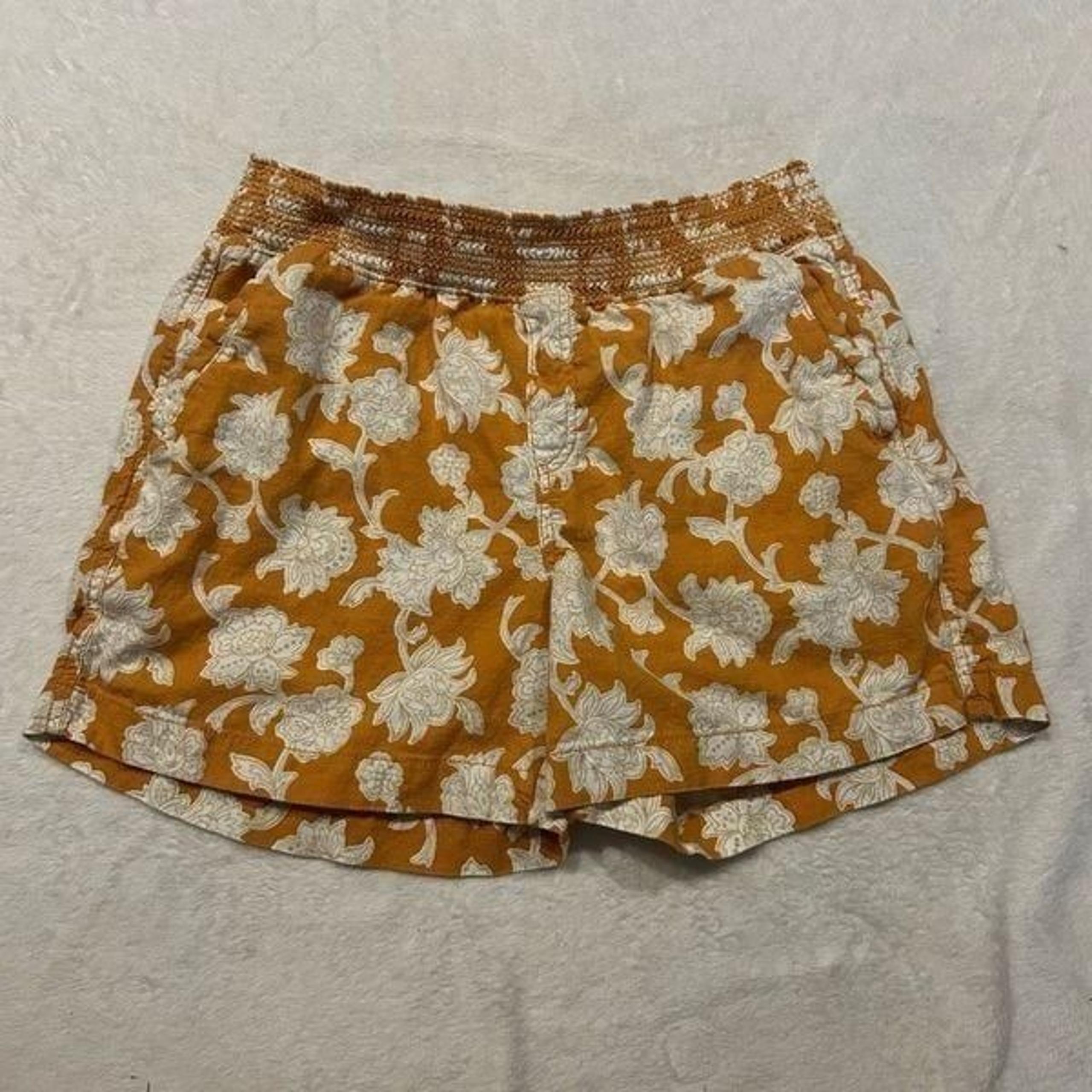 Briggs ladies linen blend pull on shorts size M