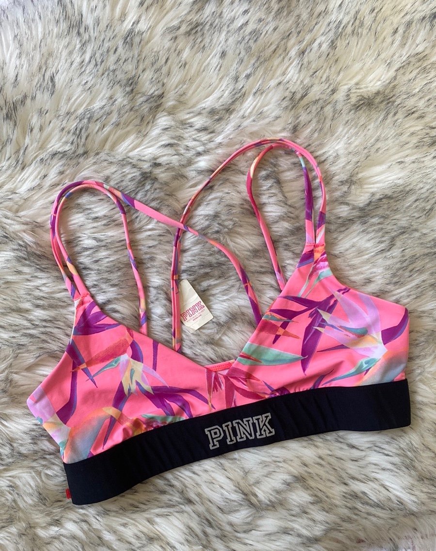 NWT PINK Victoria’s Secret ULTIMATE Unlined Sportsbra