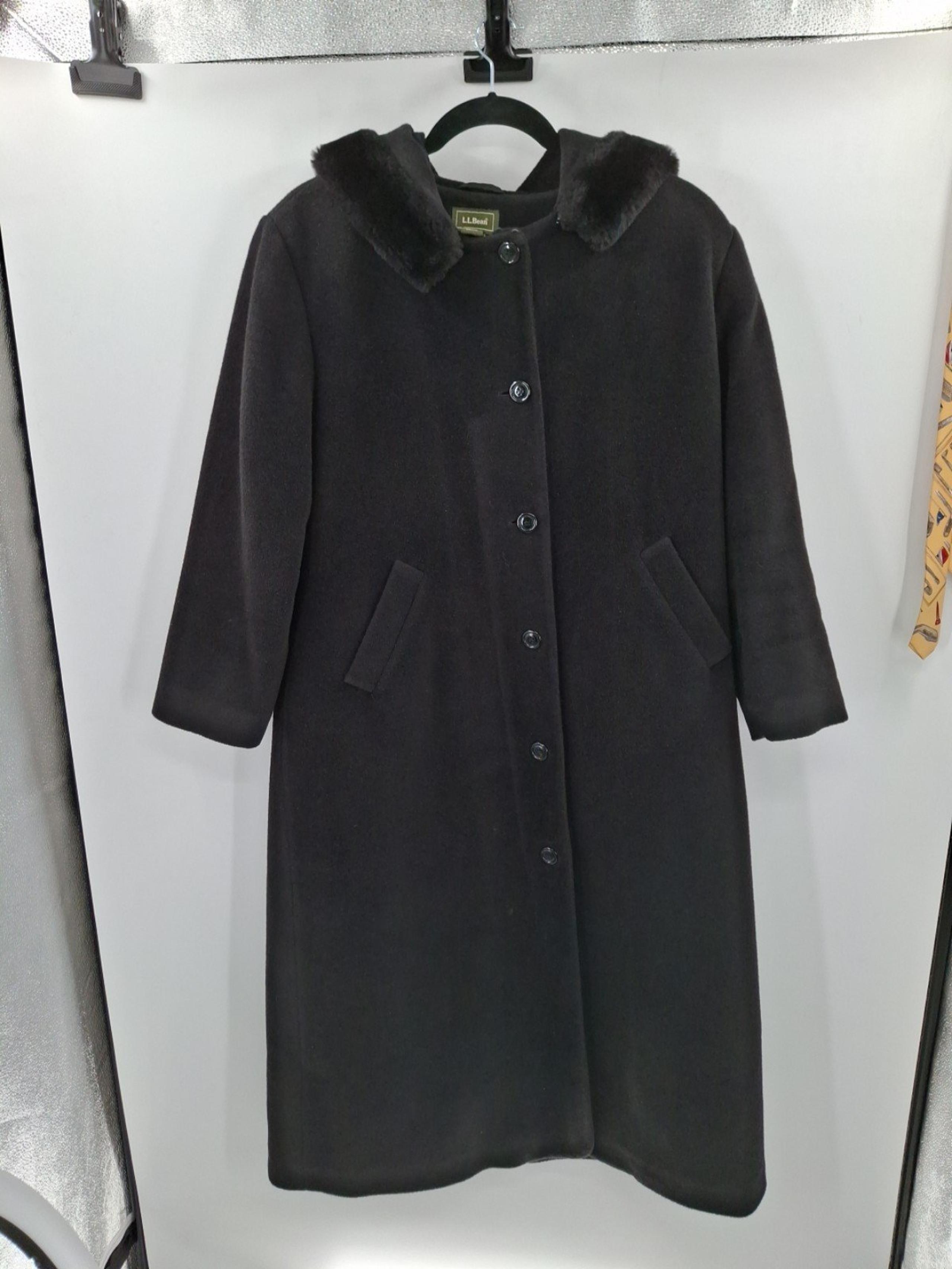 L.L. Bean VTG Long Wool Blend Oversized  Coat Women's Large  BLACK