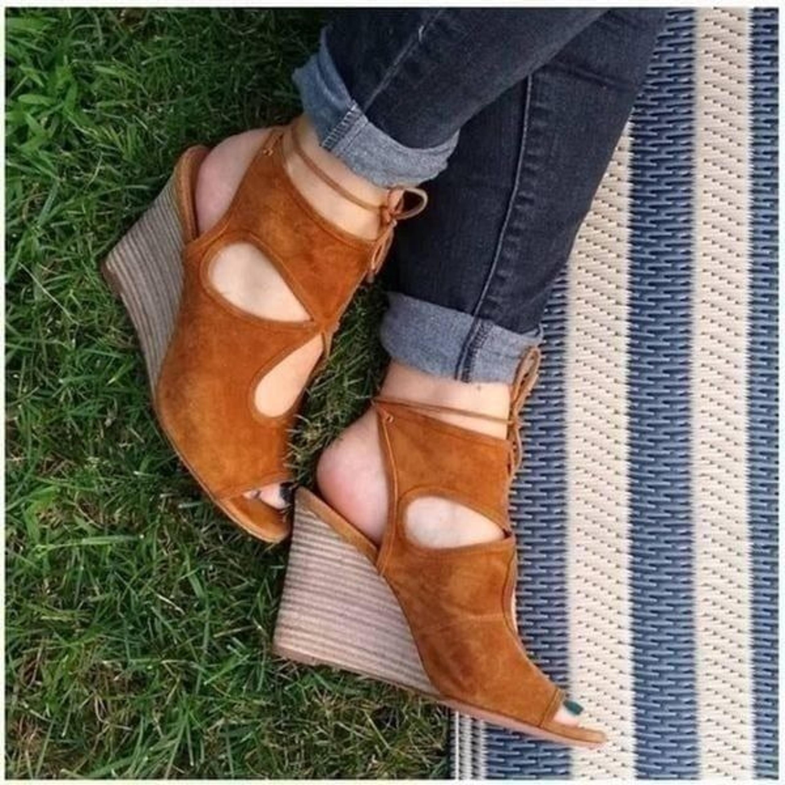 Aquazzura Sexy Thing Suede Lace Up Wedge Sandals Sz 40