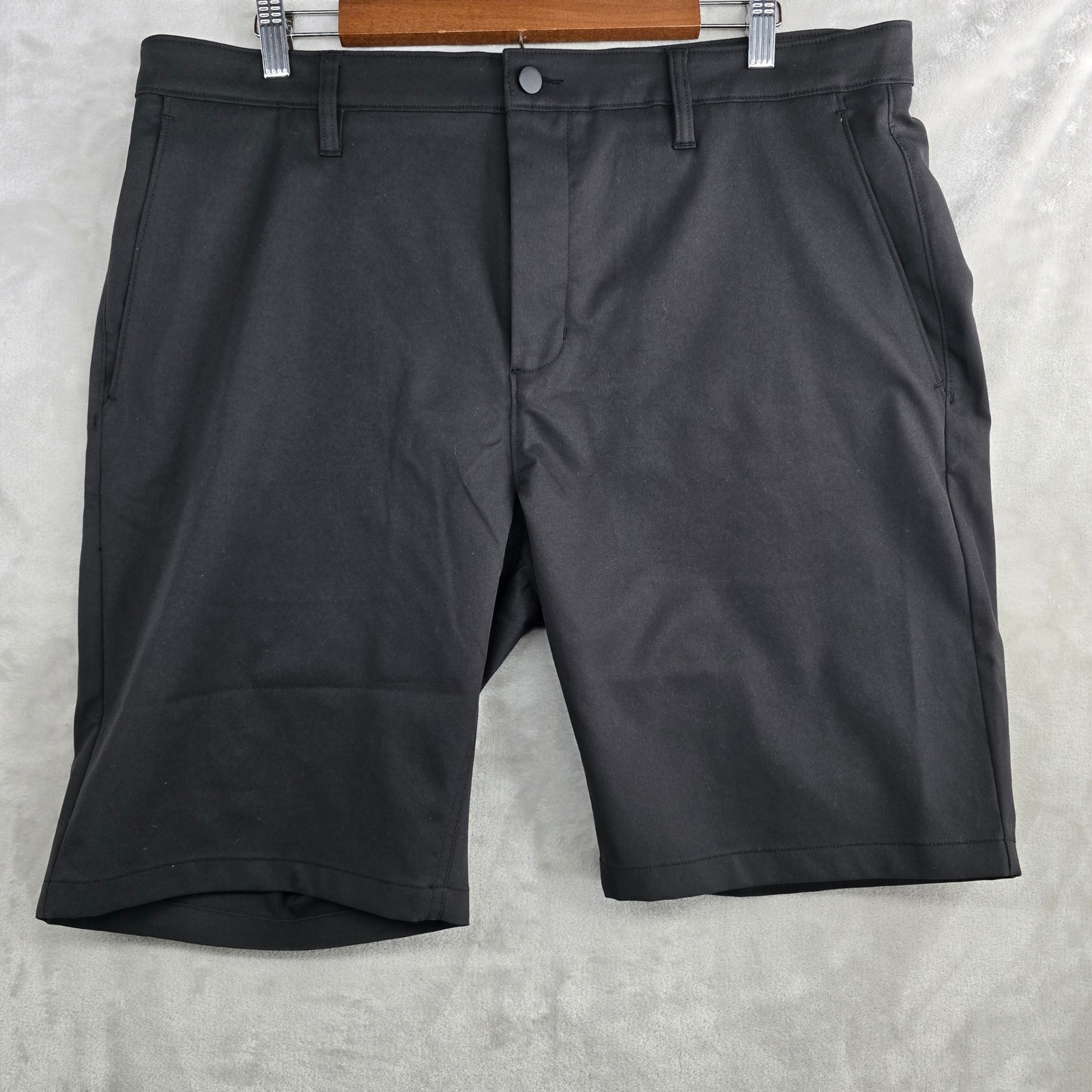 PROOF Mens Size 38 Black Shorts Flat Front 100% Polyester Casual Huckberry New