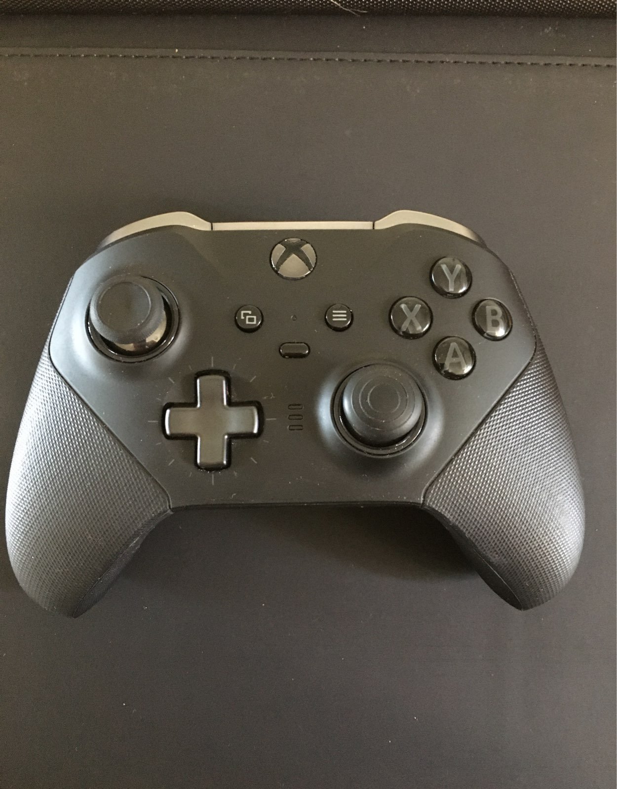Elite Series 2 Pro controller