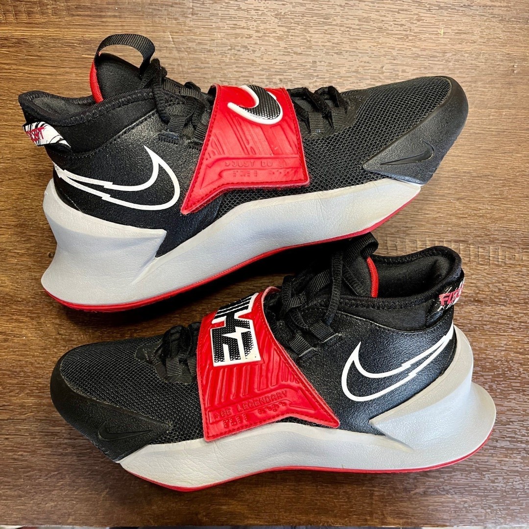 ‘Nike Future Court 3 Basketball Shoes Sz 5Y