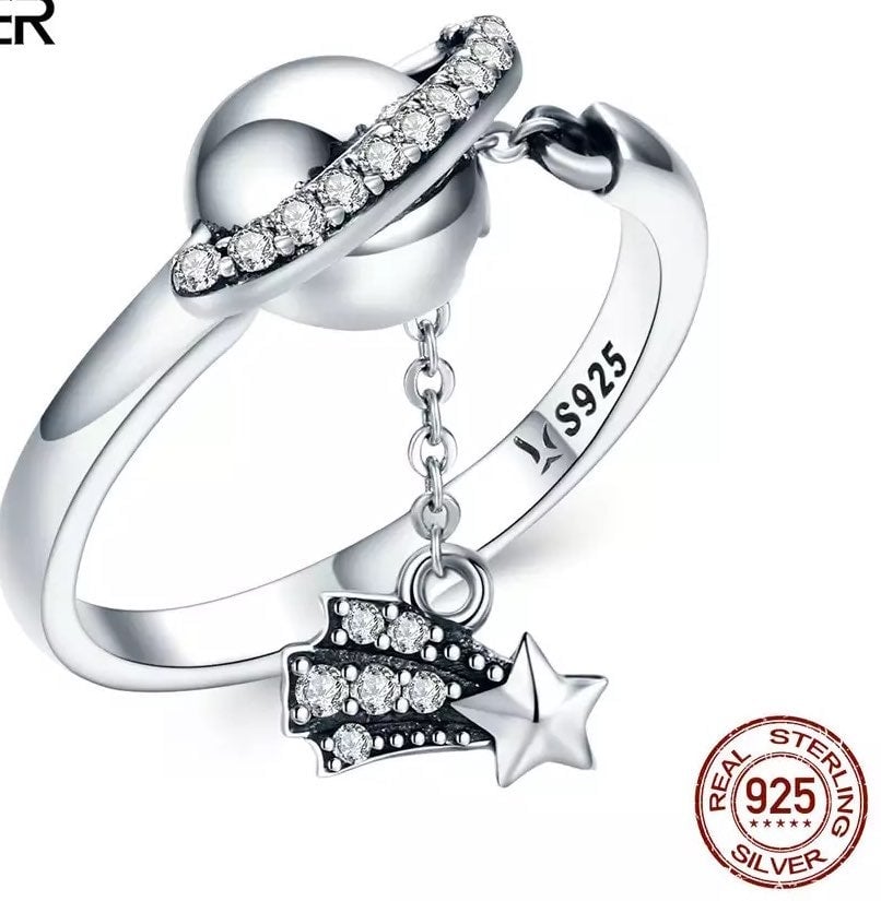 925 Sterling Silver Sparkling Star Ring