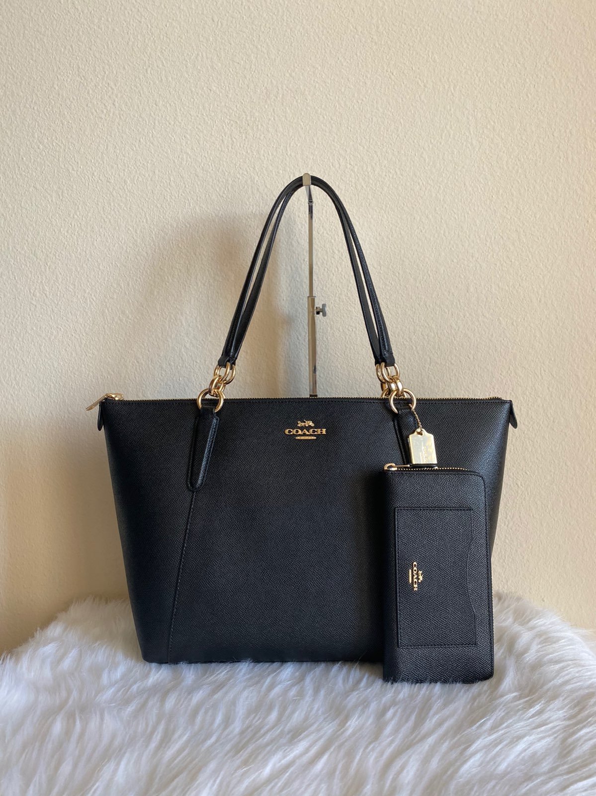 Coach purse and wallet set