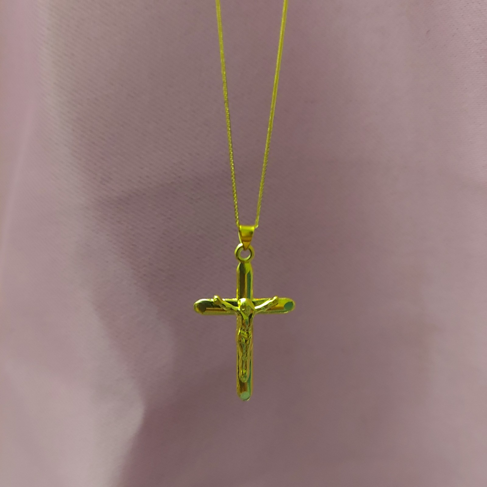 Real 18 Karat Gold Cross Pendant Necklace