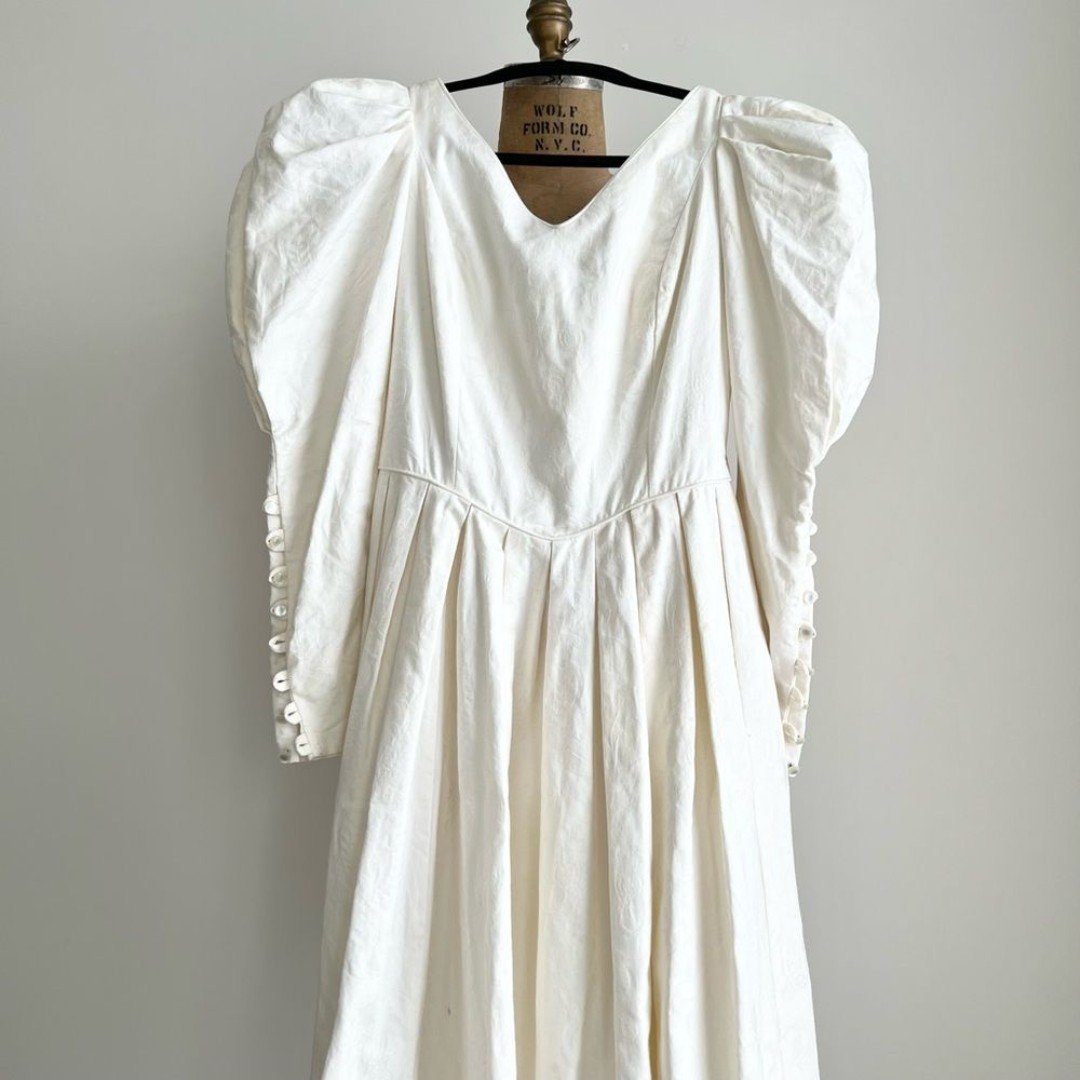 1980s 80s Vintage Laura Ashley Cottagecore Prairie White Dress