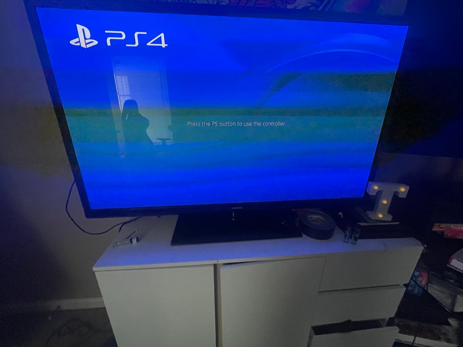 55 inch tv + playstation 4
