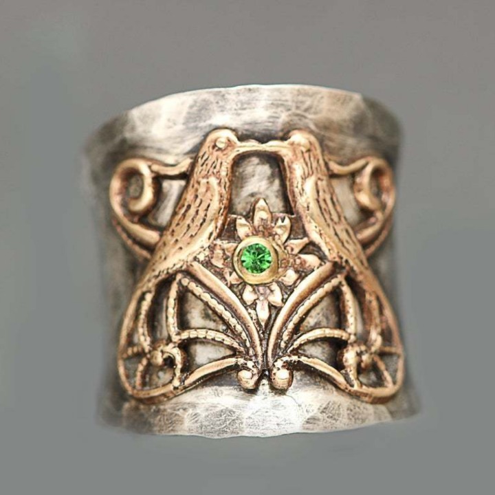 Luxury Antique Style Fashion Bird emerald Size 11