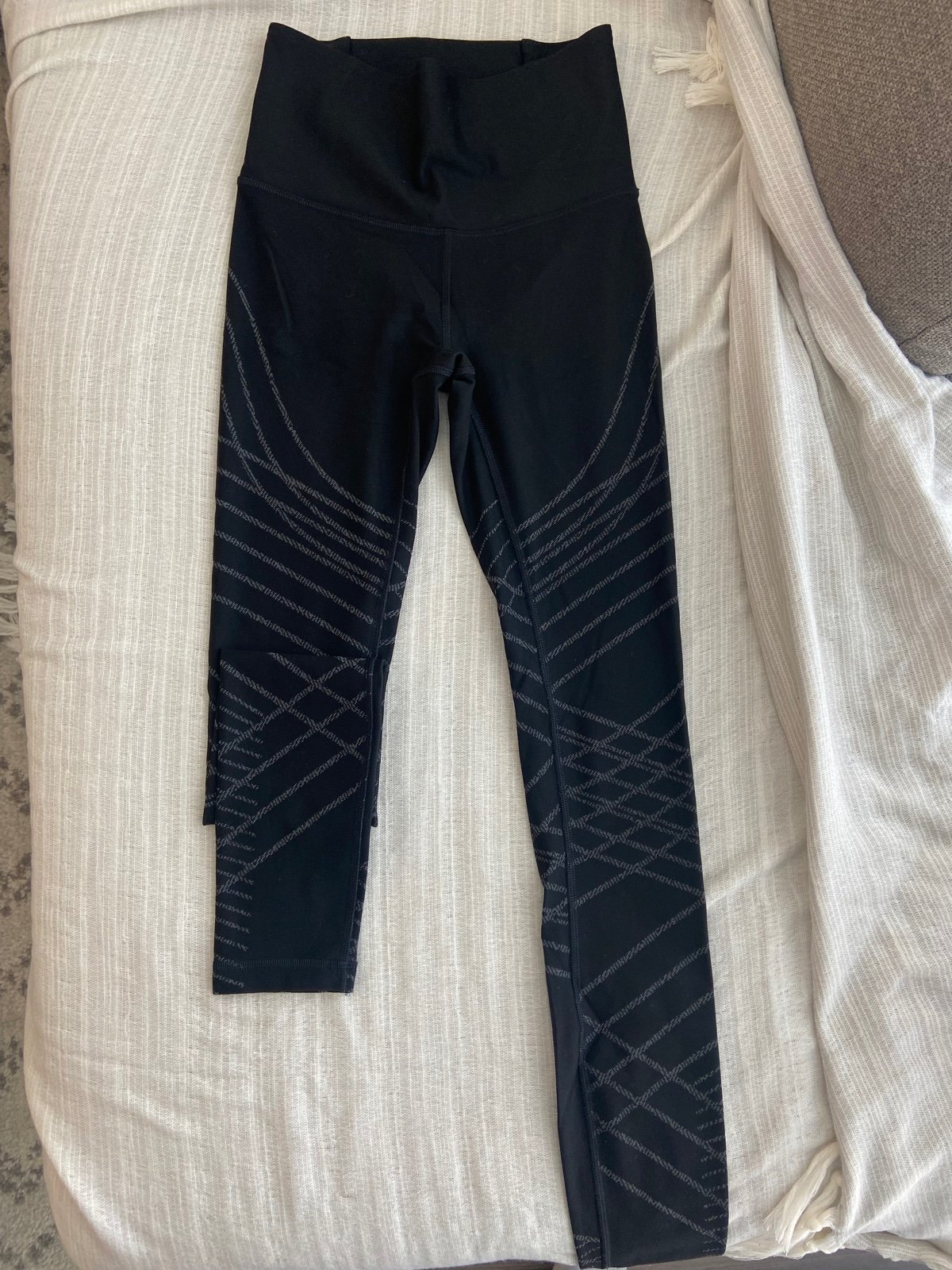 lululemon leggings size 4