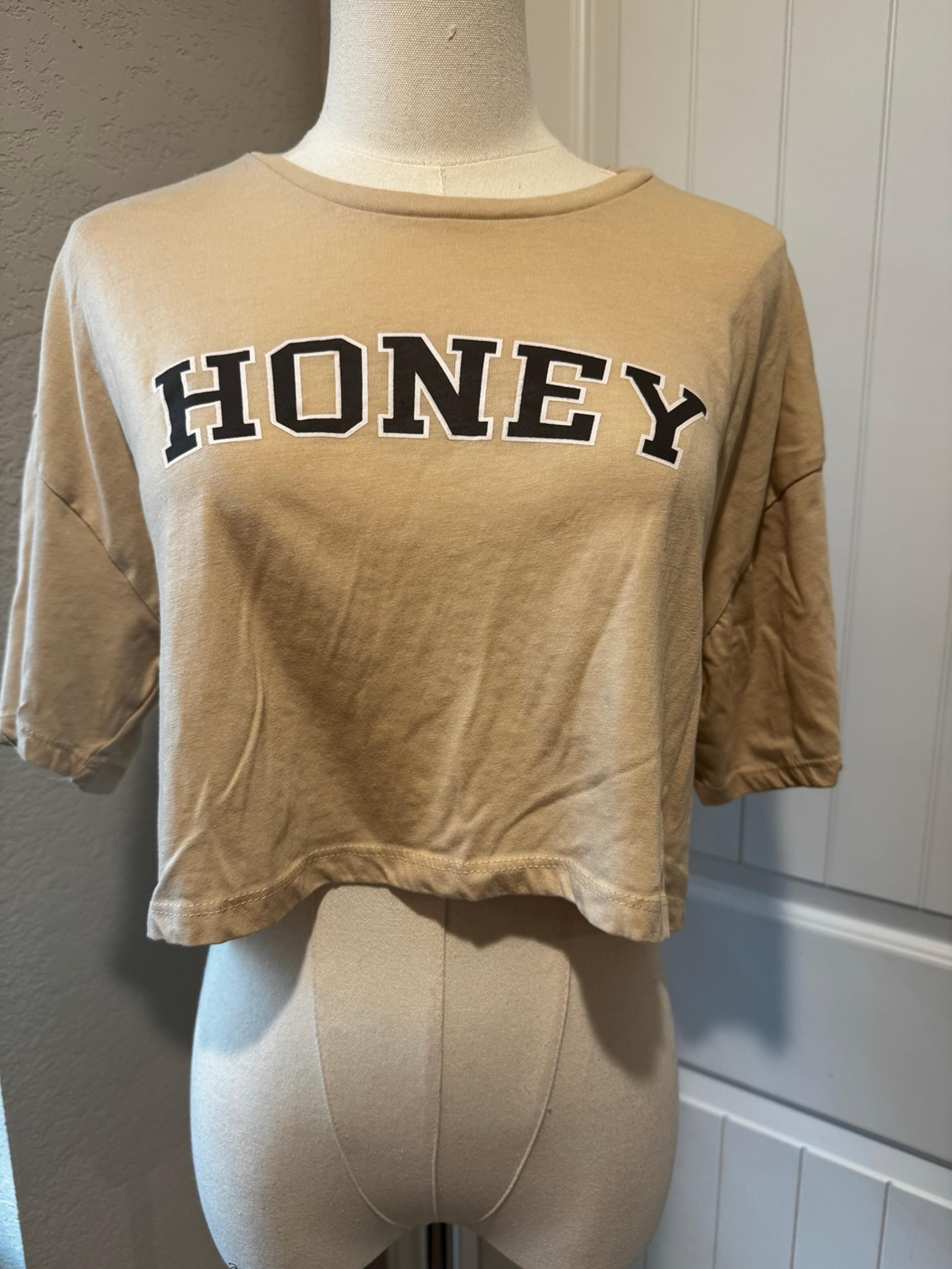 Charlotte Russe HONEY Crop Top