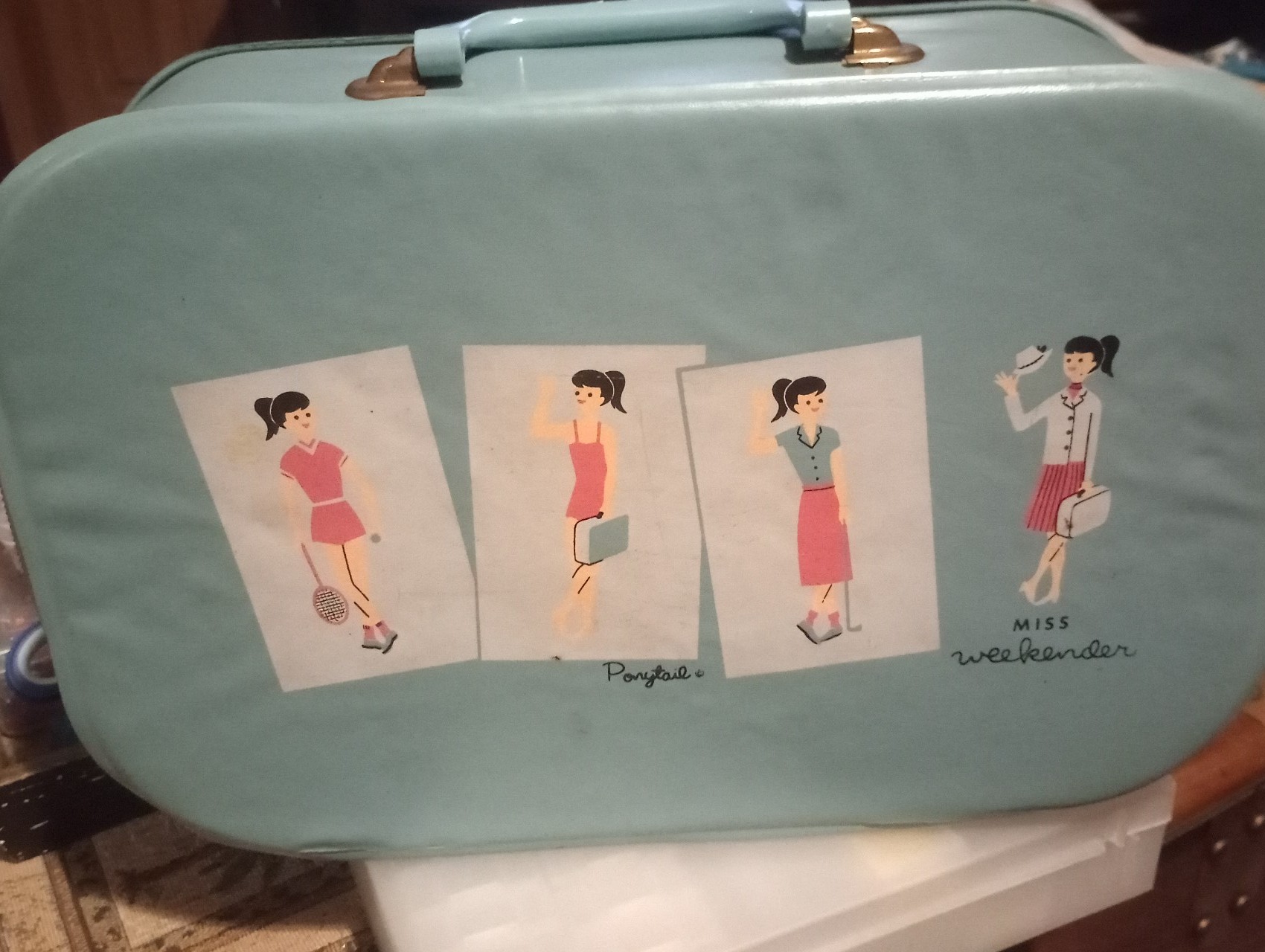 14x9x5.5 in vintage teen overnight bag