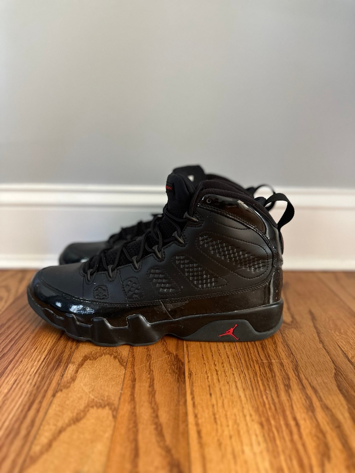 Men’s Air Jordan Retro Sneakers