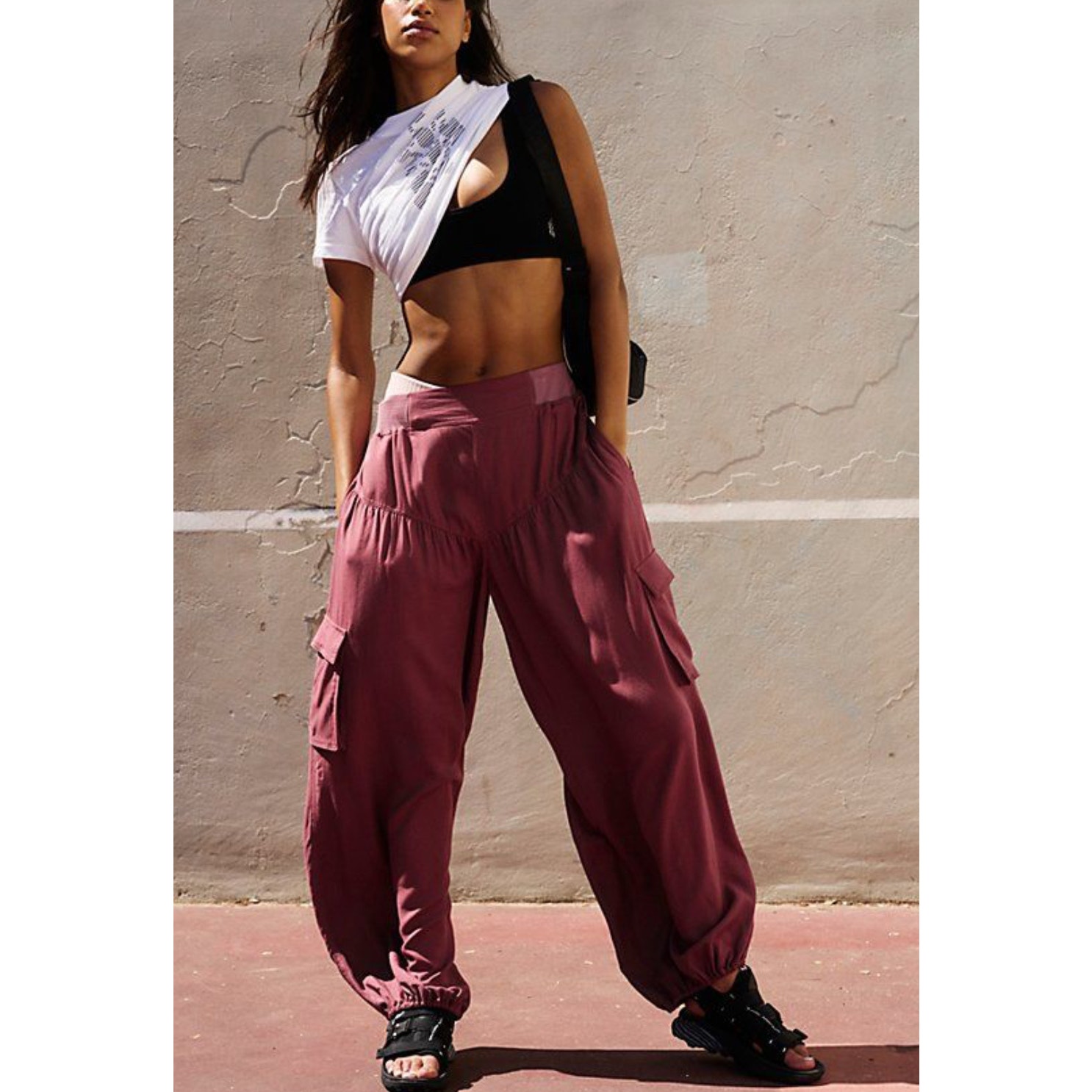 Free people Movement Final Stretch pants maroon cargo pants Large