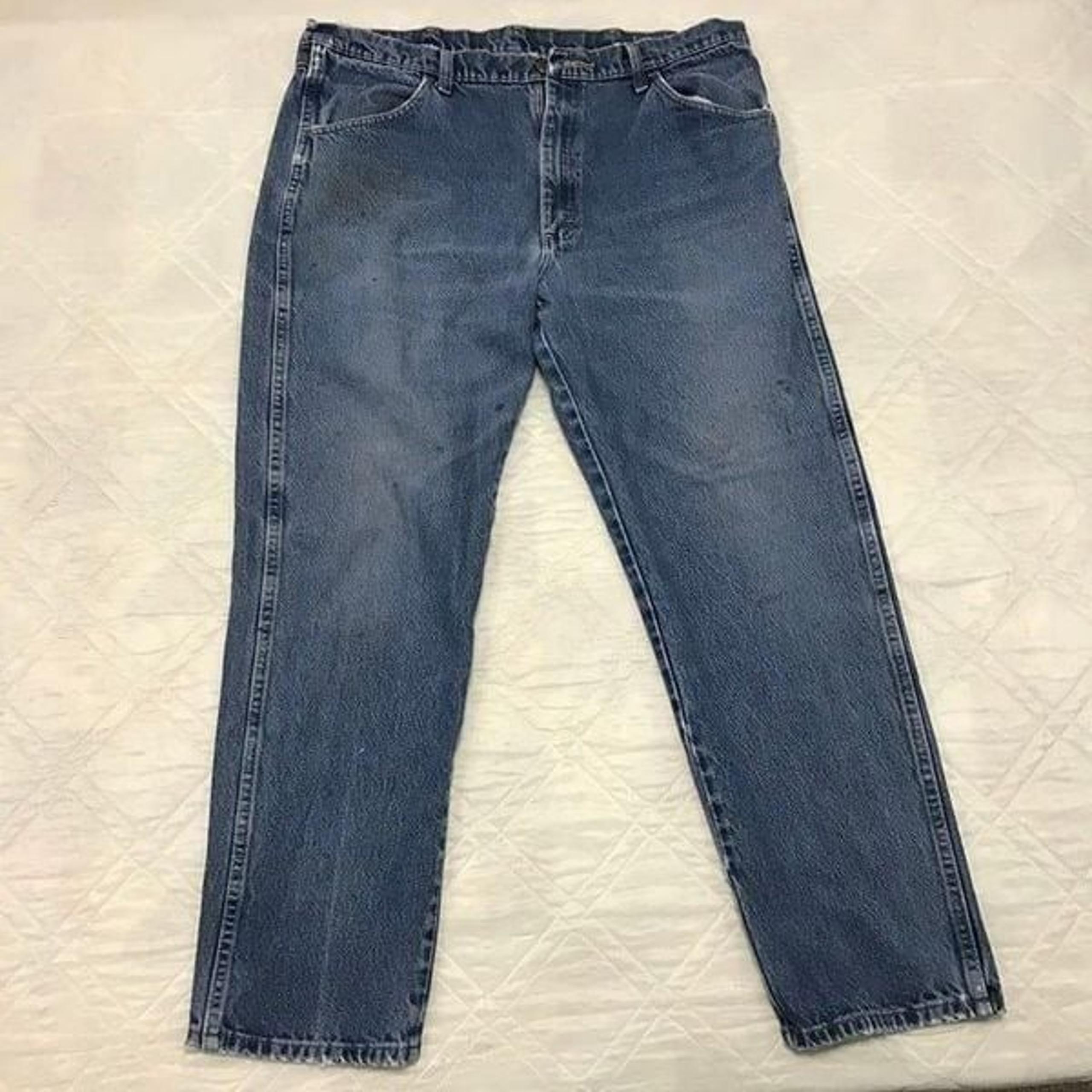 Maverick distressed blue jeans 38X30