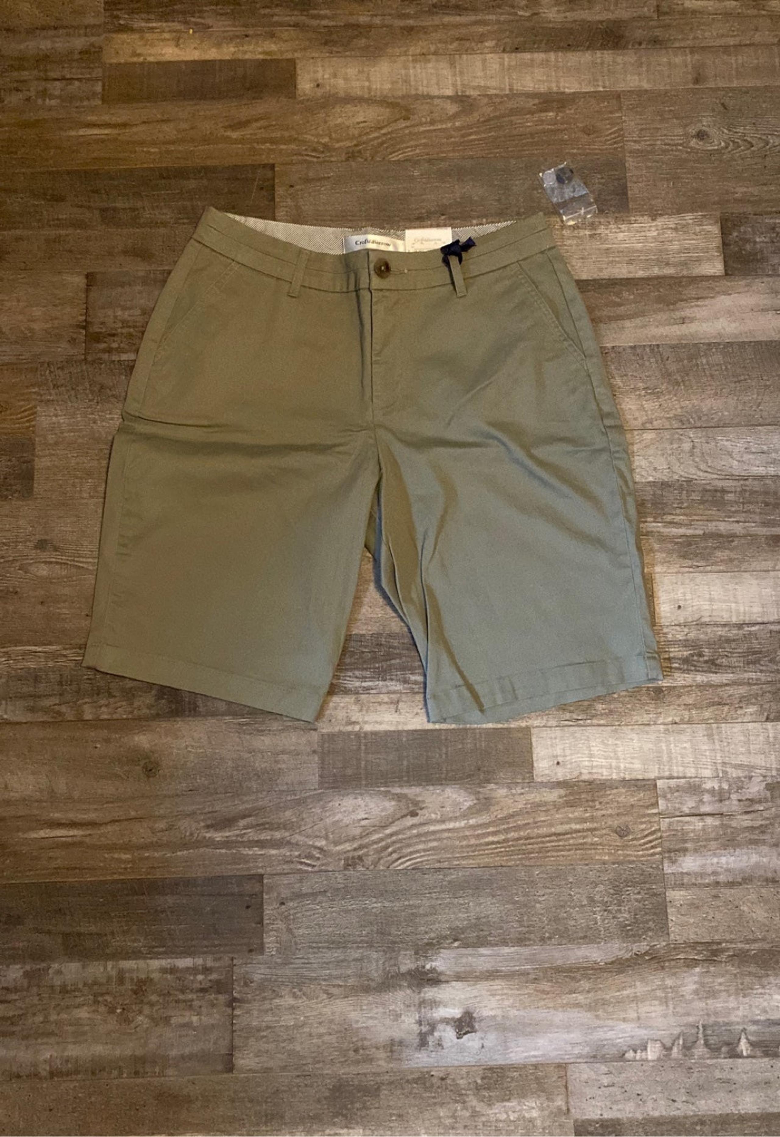 Womens Croft&Barrow khaki shorts size 8