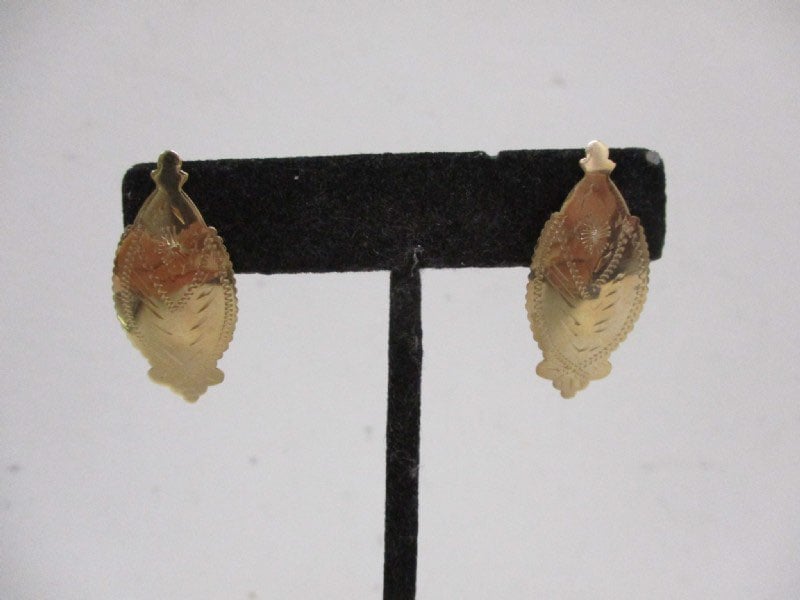 Gold Etched Dangle Drop Earrings