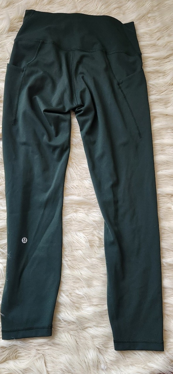Lululemon leggings size 8 color green 24