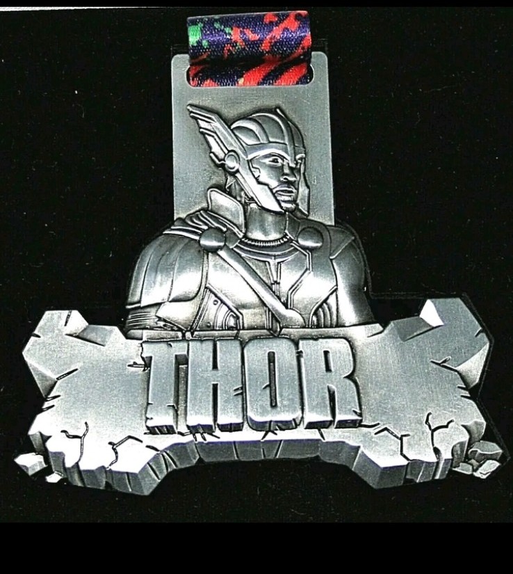 Metal Marvel Avengers Thor Train To Be Hero Athletic Honor Medal 2017 New MIB