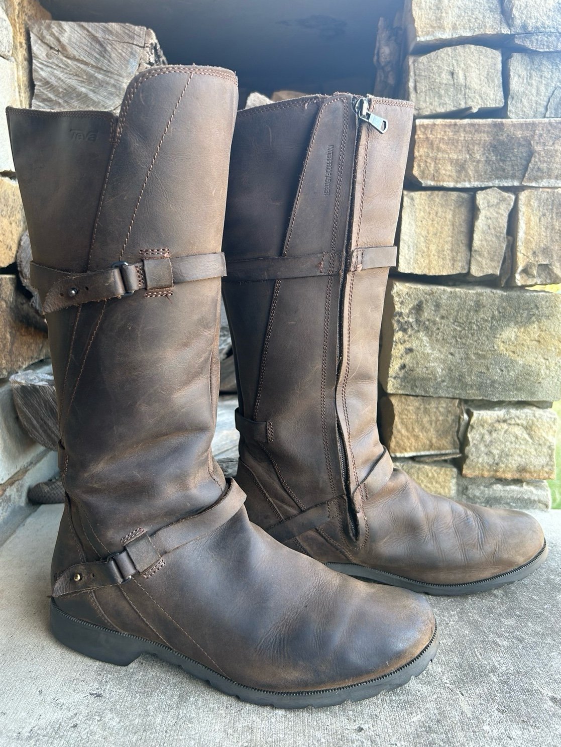 Teva De La Vina brown waterproof leather tall riding boots Sz-9.5. G
