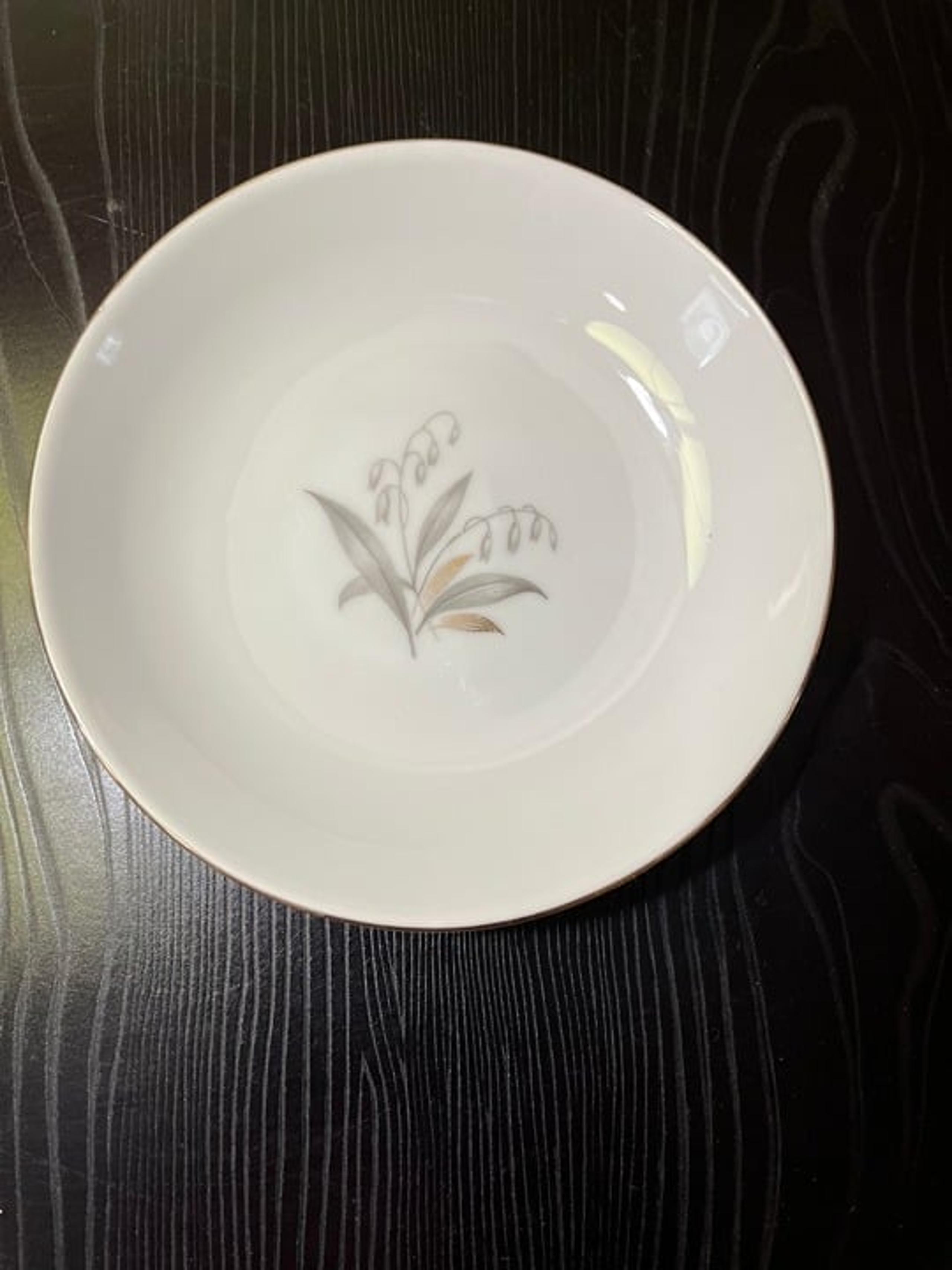 6 Golden Rhapsody Fine China  Fruit Bowls
