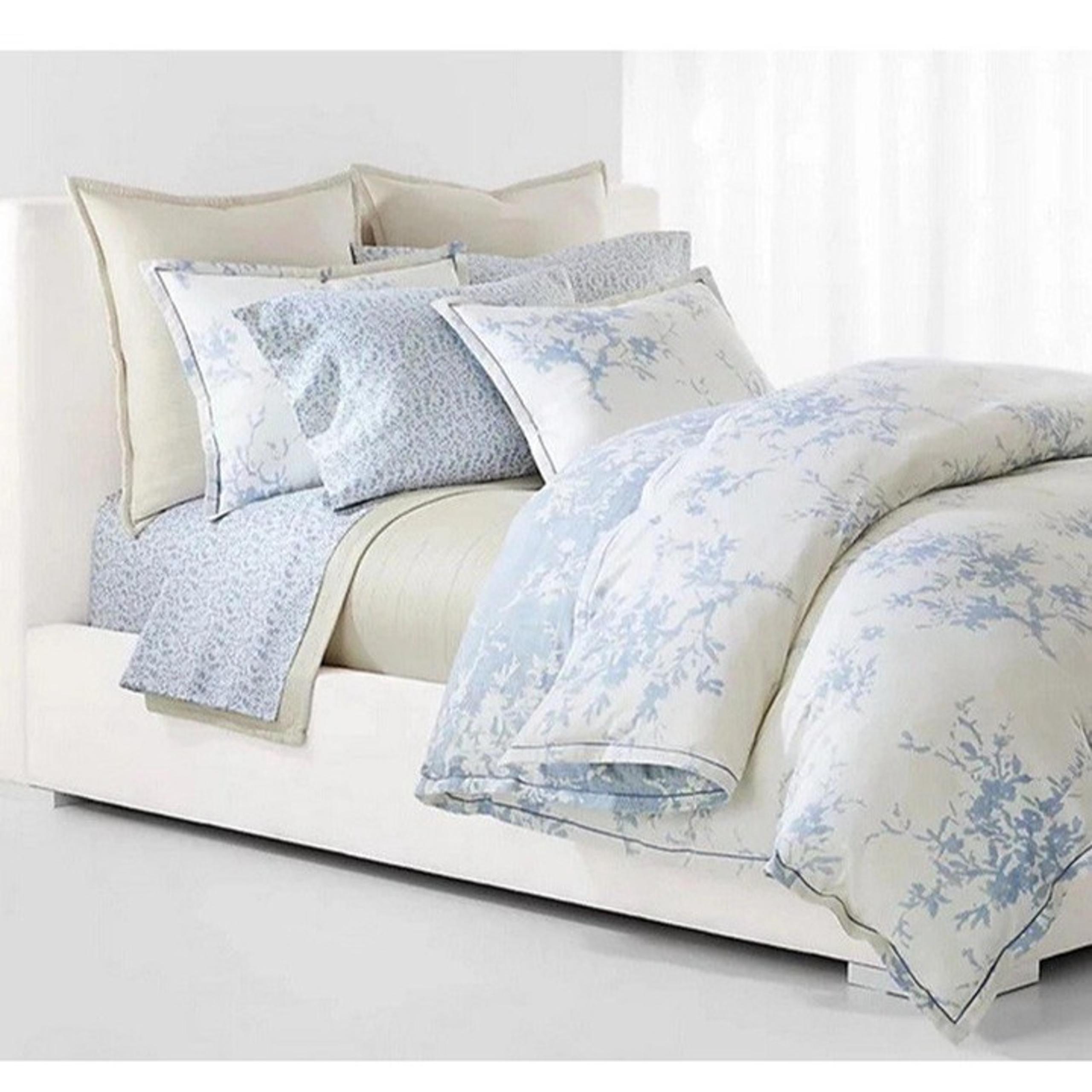Ralph Lauren Eva Botanical Reversible Duvet Cover Set 3 PC King Cream Blue $470