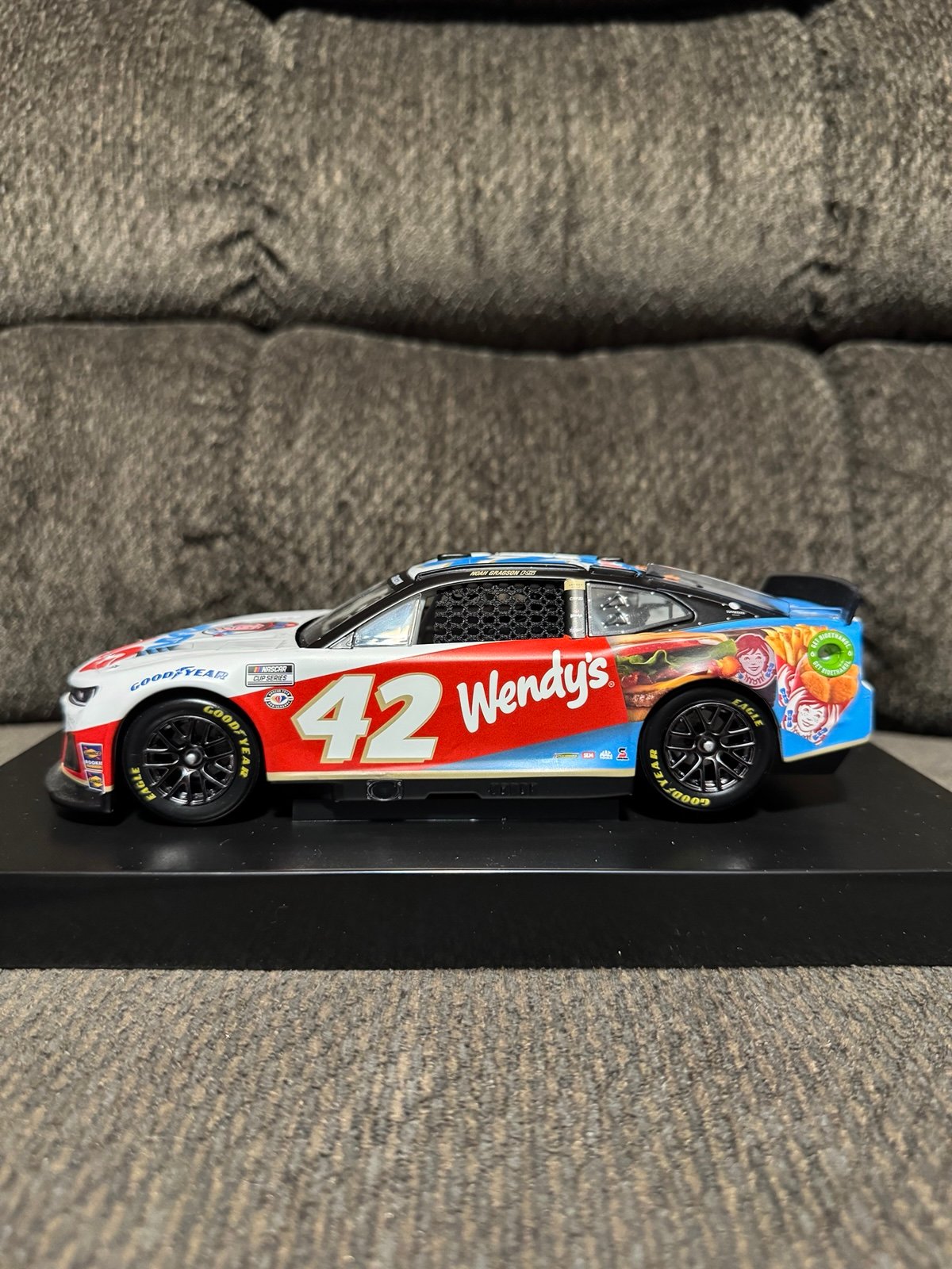 Noah Gragson 2023 Wendy’s Biggie Bag 1:24 scale diecast