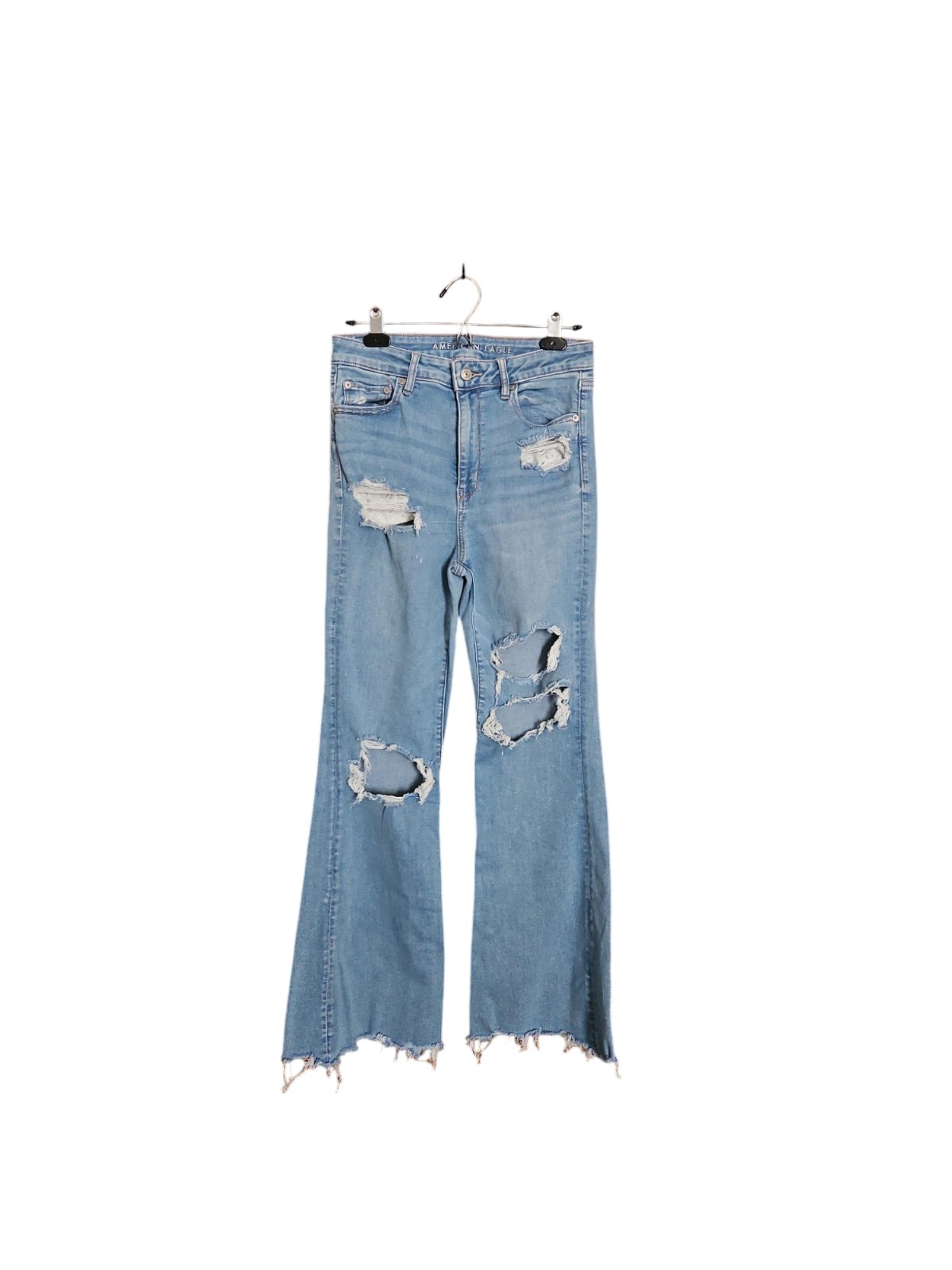 Women's American Eagle Jean Light Blue Ripped with Crochet Pockets Size 10 Reg