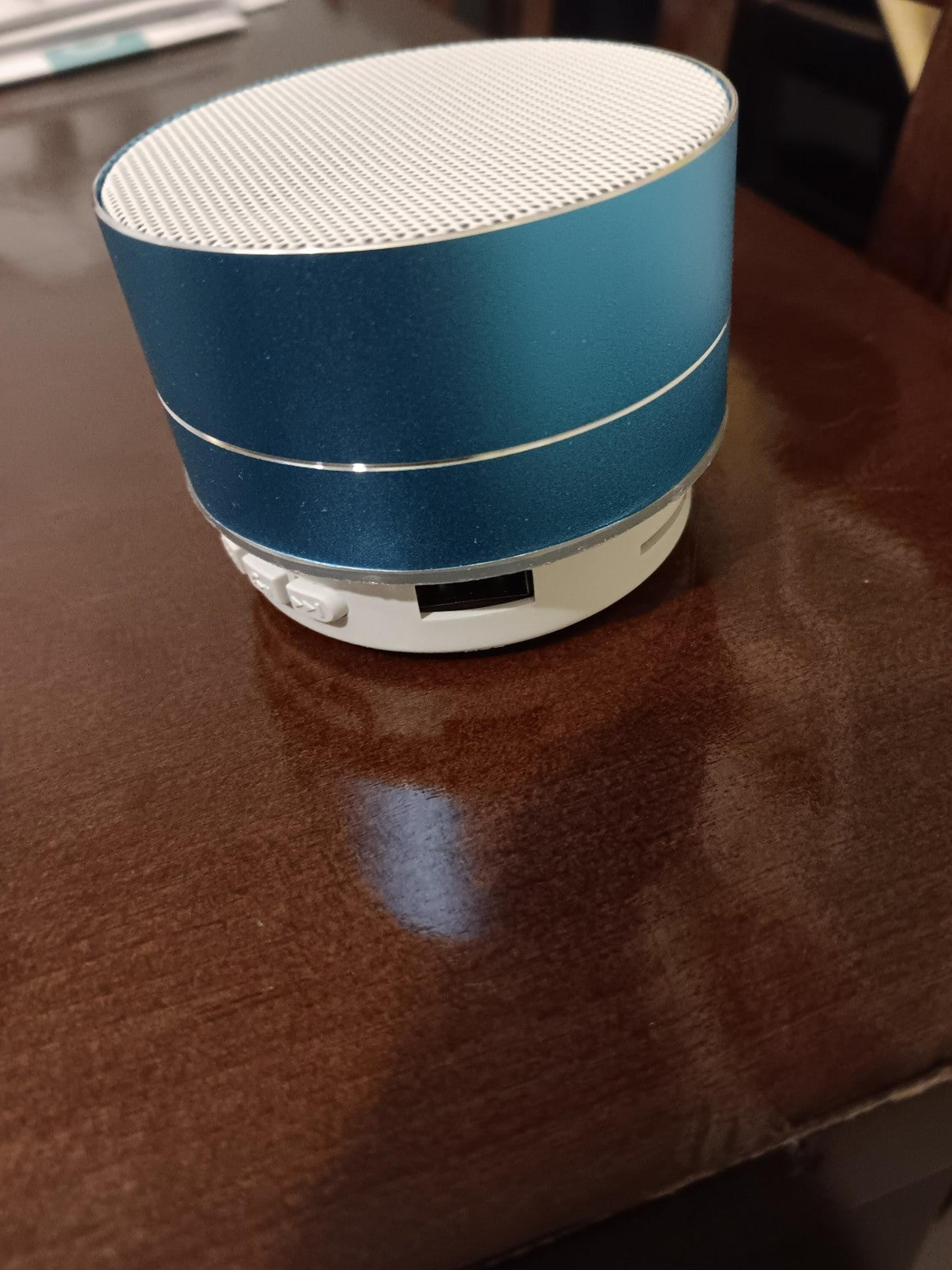 Mini Bluetooth speaker