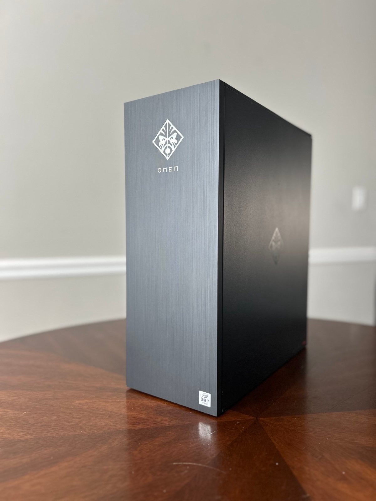 Omen by HP Obelisk 875 PC