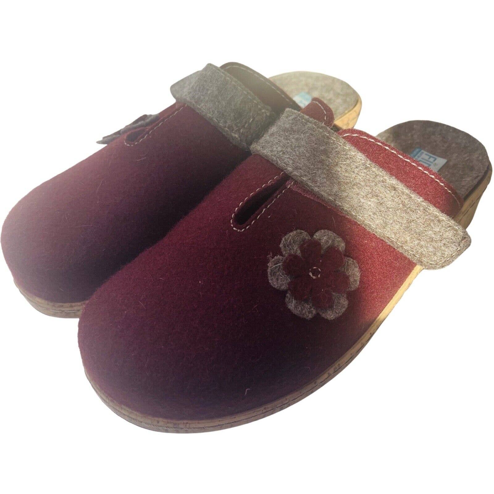 Fidello Womens boiled wool slip on clogs mules size 38 EUC BURGANDY 7.5