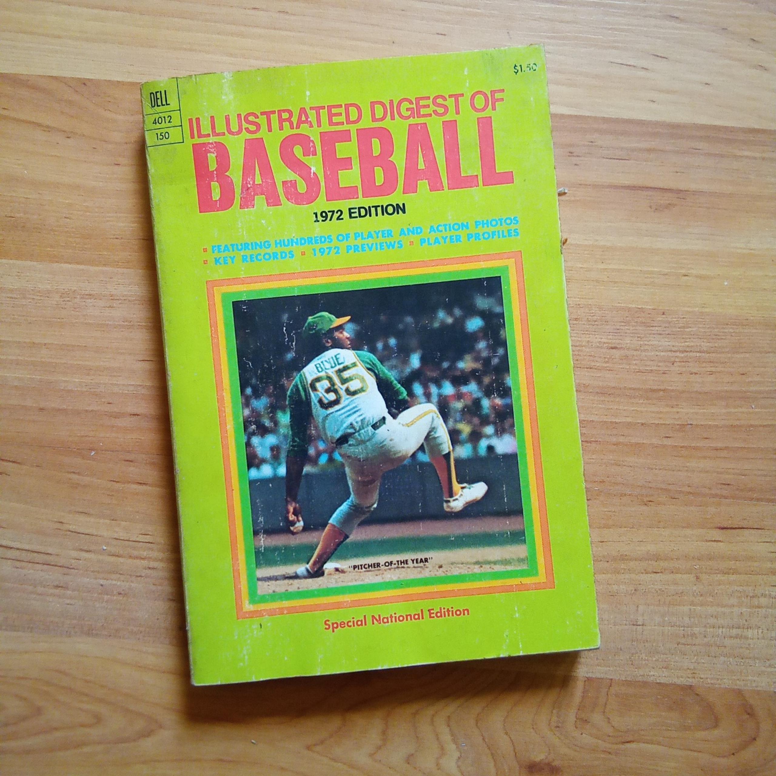 VINTAGE  COLLECTIBLE BASEBALL DIGEST 1972 VIDA BLUE PITCHER OF THE YEAR COVER