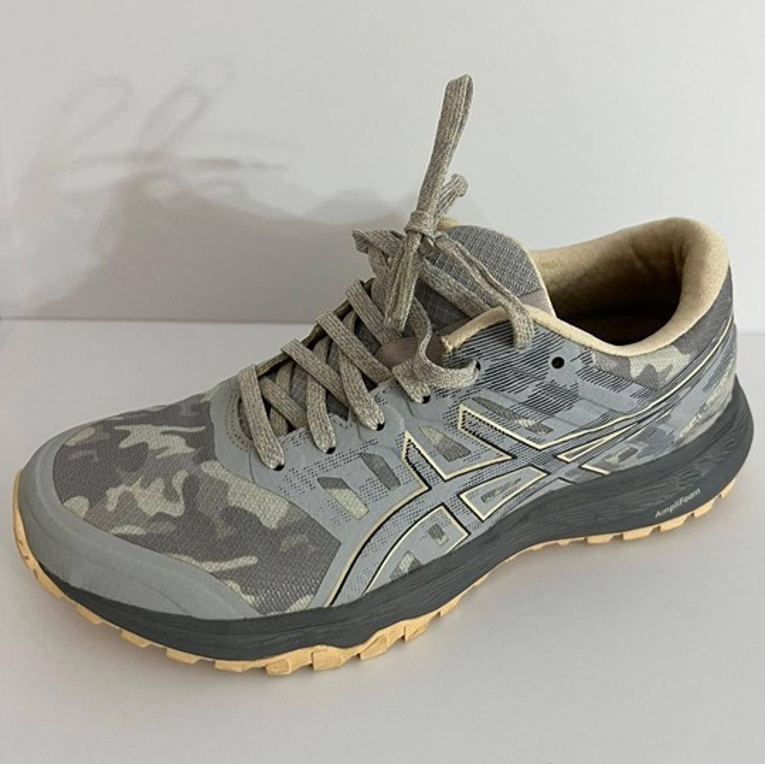 Asics gel scram 5 amplifoam - good for trekking